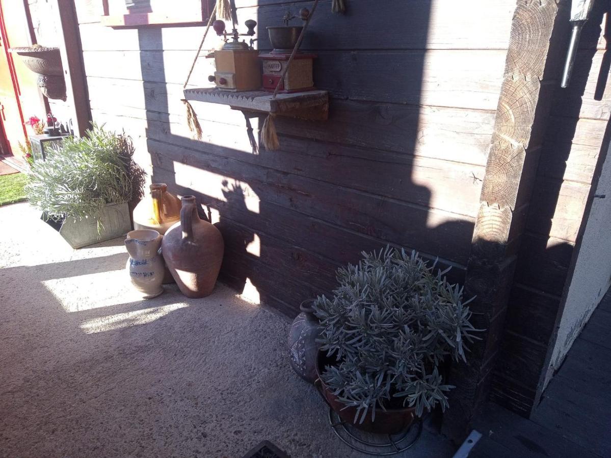 Murazzano  La Tana Dello Scoiattolo - Adults Only Bed & Breakfast エクステリア 写真