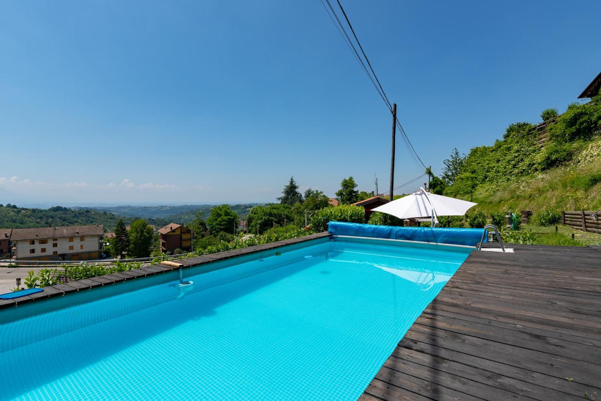 Murazzano  La Tana Dello Scoiattolo - Adults Only Bed & Breakfast エクステリア 写真