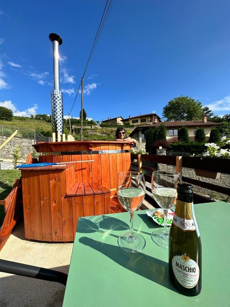 Murazzano  La Tana Dello Scoiattolo - Adults Only Bed & Breakfast エクステリア 写真