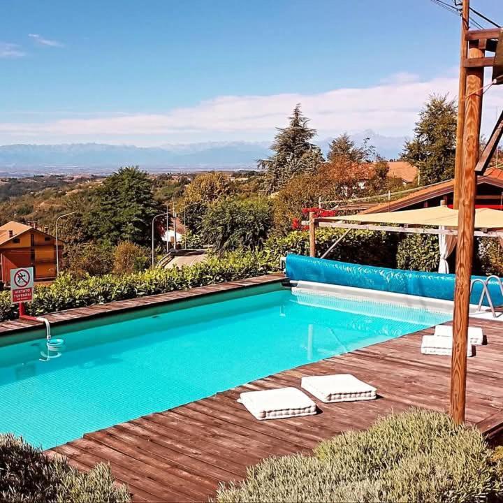 Murazzano  La Tana Dello Scoiattolo - Adults Only Bed & Breakfast エクステリア 写真